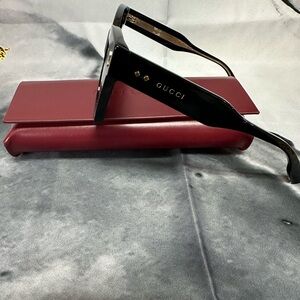 Gucci Black Frames with Gold Detailing and Burgundy Case